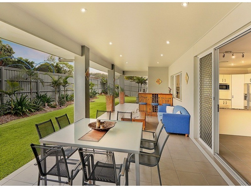 33 The Dales Crescent, Little Mountain QLD 4551