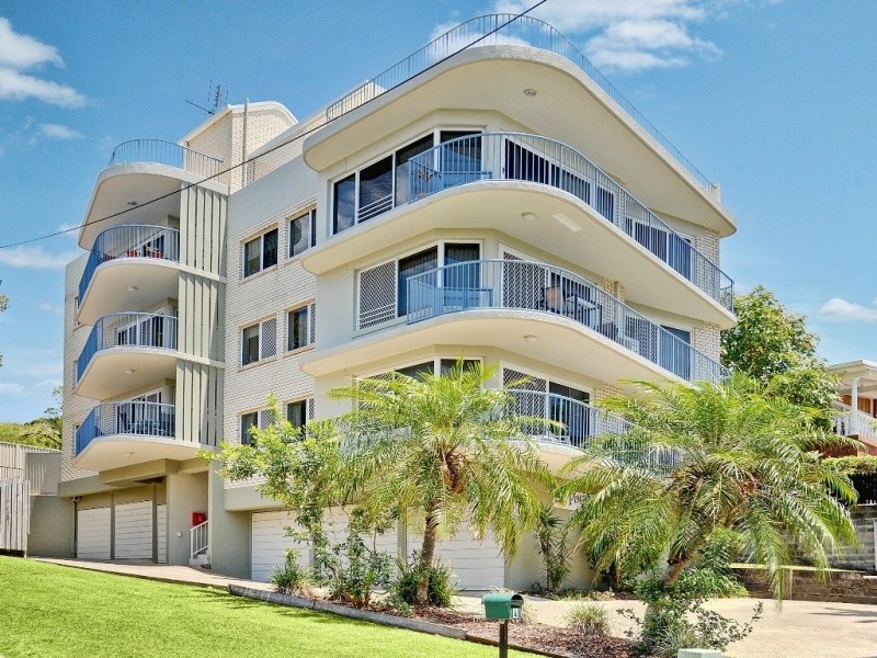 Unit 4 ‘Pacific Cove’ 2 Upper Gay Tce, Kings Beach QLD 4551