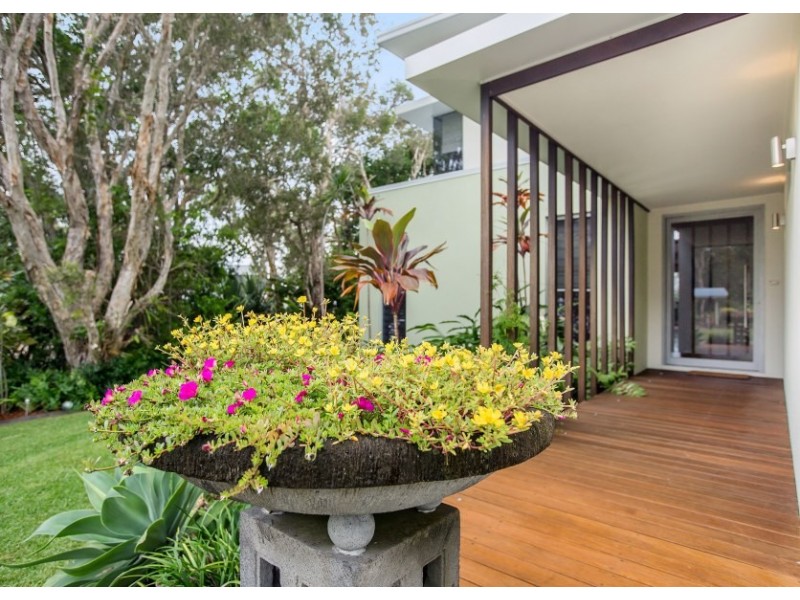 1 Dicky Beach Close, Dicky Beach QLD 4551