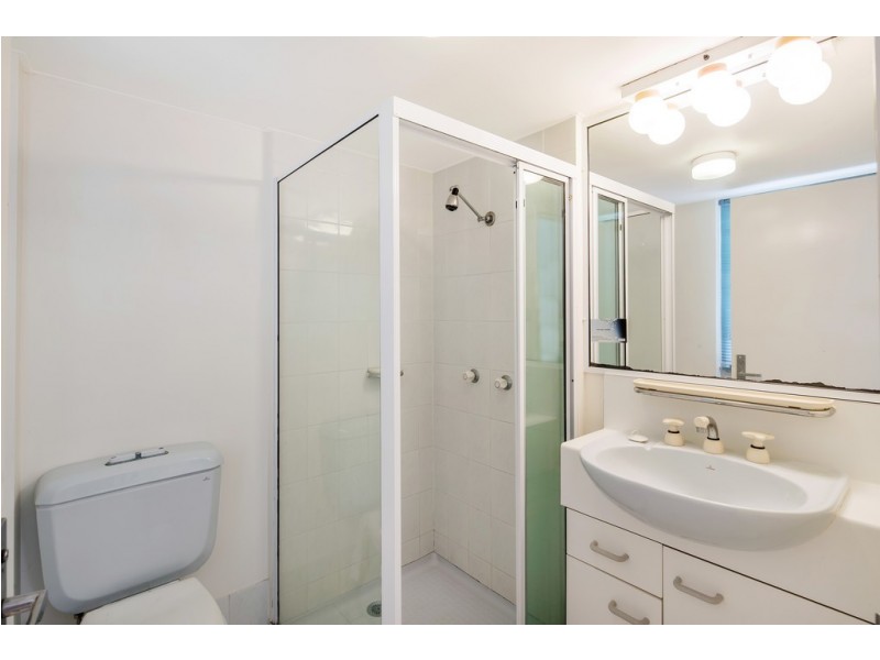 Unit 4 ‘Pumicestone Quays’ 22 Maloja Avenue, Caloundra QLD 4551