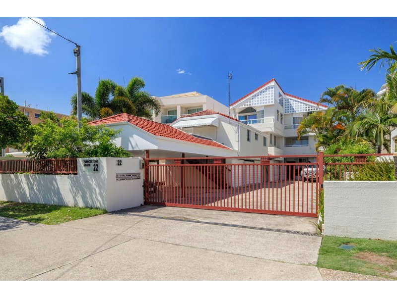 Unit 4 ‘Pumicestone Quays’ 22 Maloja Avenue, Caloundra QLD 4551
