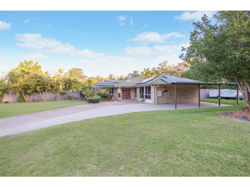 19 Phar Lap Court, Little Mountain QLD 4551