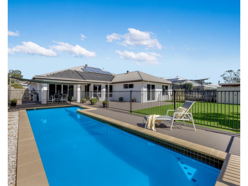15 Birrobeen Street, Little Mountain QLD 4551