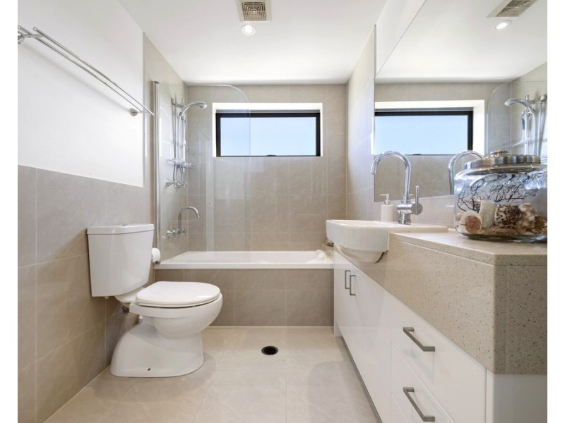 Unit 18/50 King Street, Kings Beach QLD 4551