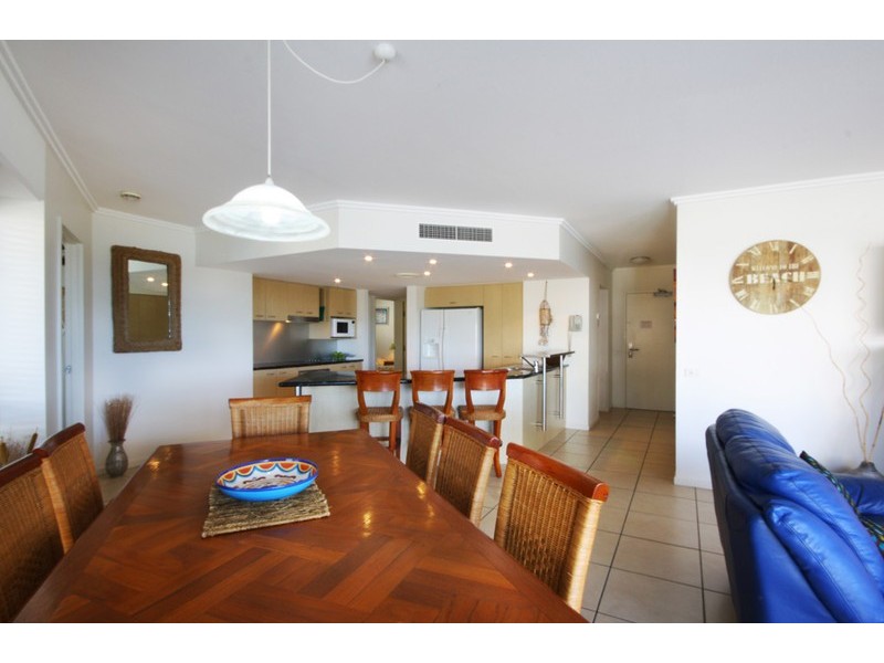 Unit 23 ‘Rolling Surf Resort’ 8 Levuka Avenue, Kings Beach QLD 4551