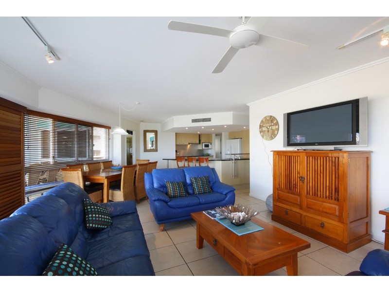 Unit 23 ‘Rolling Surf Resort’ 8 Levuka Avenue, Kings Beach QLD 4551