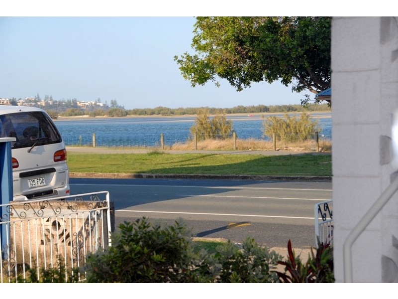 45 Esplanade, Golden Beach QLD 4551