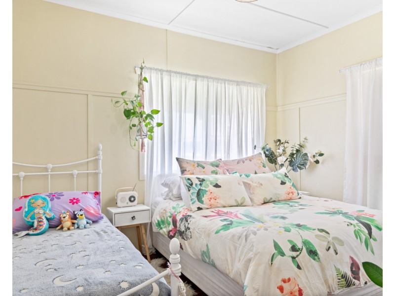 3 Mahia Terrace, Kings Beach QLD 4551