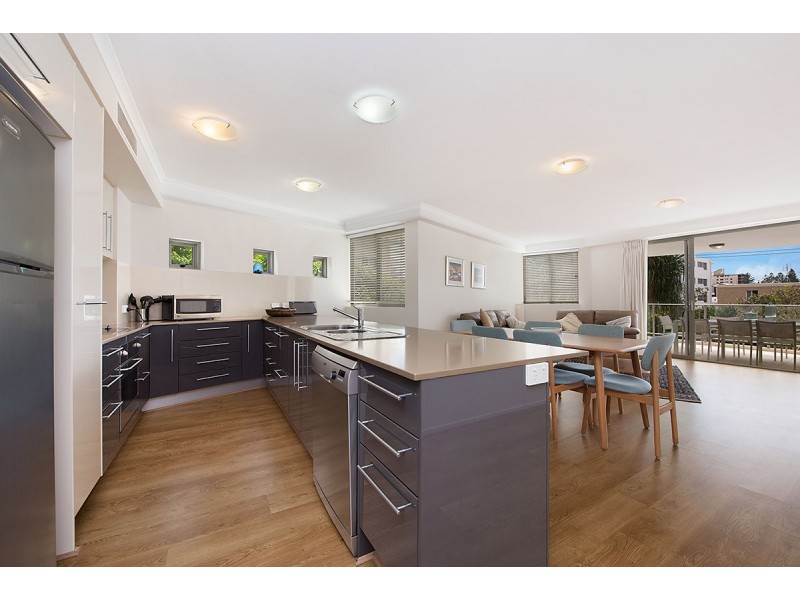 Unit 6/16 Orvieto Terrace, Kings Beach QLD 4551