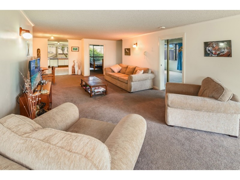 Unit 1/10 Bulcock Beach Esplanade, Caloundra QLD 4551