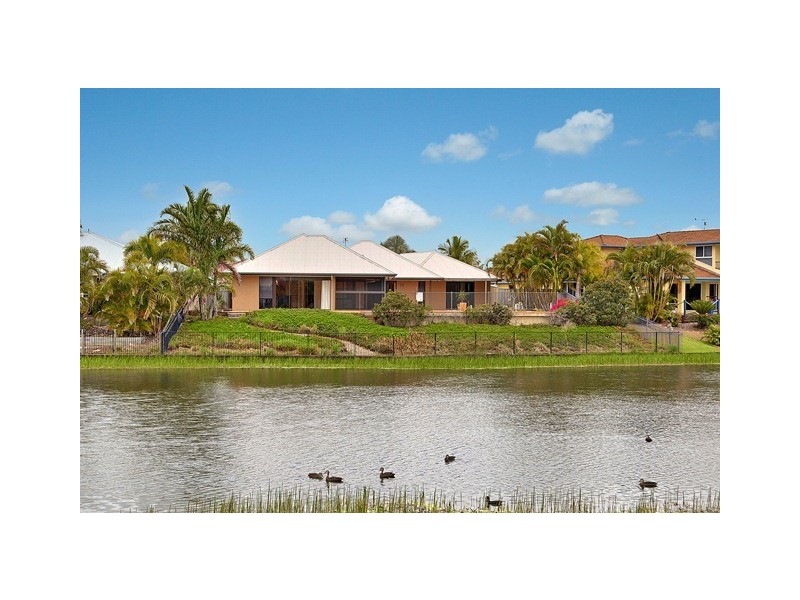 28 Wallaby Circuit, Pelican Waters QLD 4551
