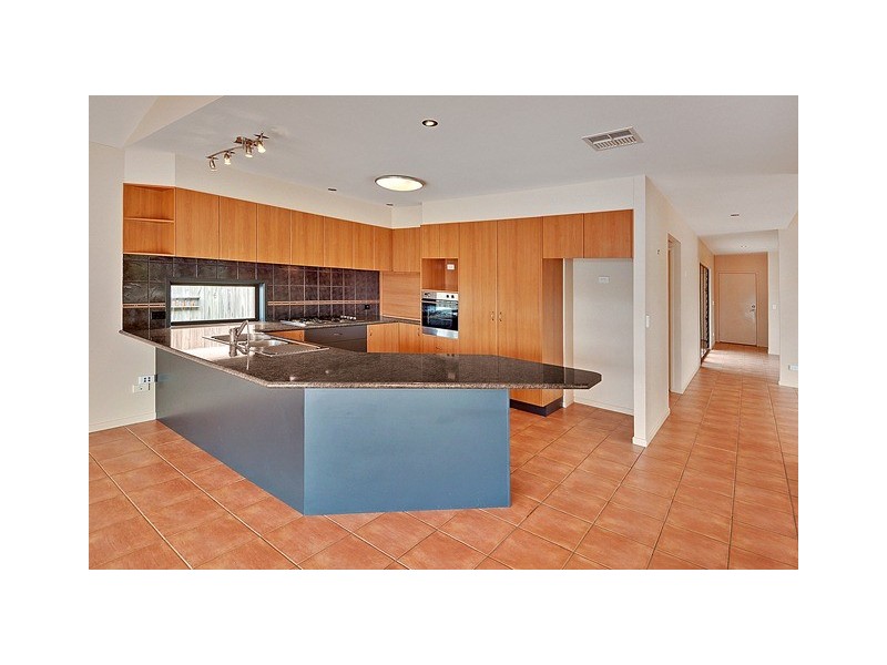 28 Wallaby Circuit, Pelican Waters QLD 4551