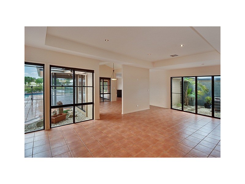 28 Wallaby Circuit, Pelican Waters QLD 4551