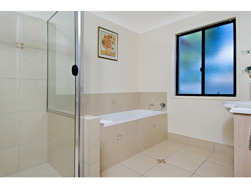 1 Edwardson Drive, Pelican Waters QLD 4551