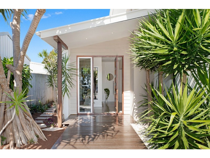 77 Westminster Avenue, Golden Beach QLD 4551