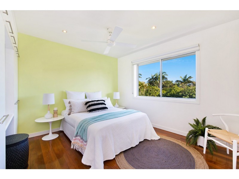 77 Westminster Avenue, Golden Beach QLD 4551