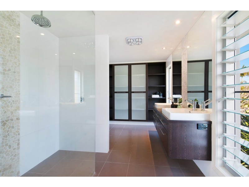 77 Westminster Avenue, Golden Beach QLD 4551