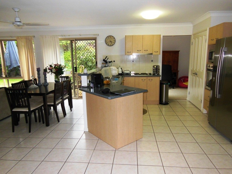 2 Timbertop Court, Little Mountain QLD 4551