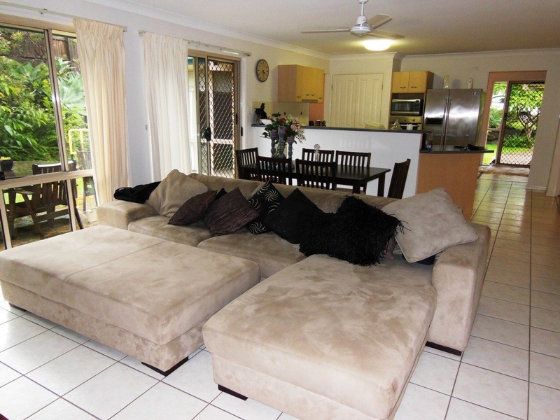 2 Timbertop Court, Little Mountain QLD 4551