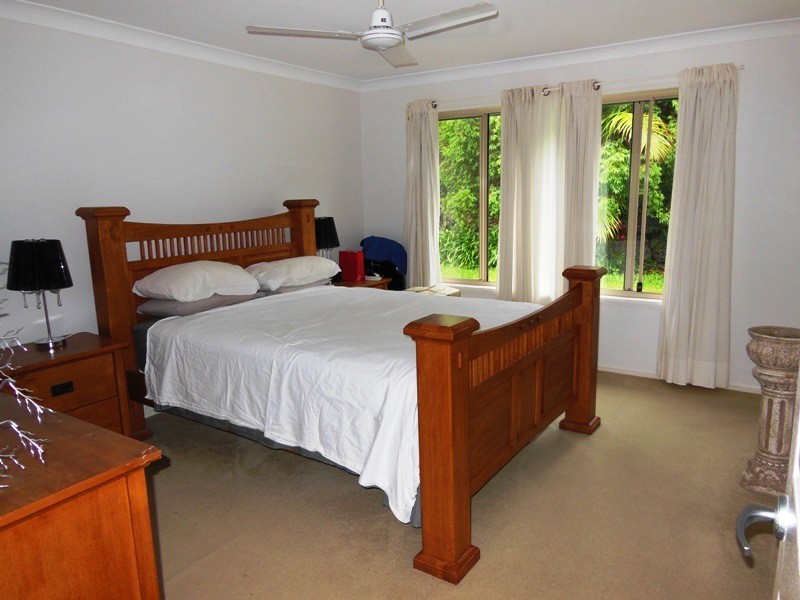 2 Timbertop Court, Little Mountain QLD 4551