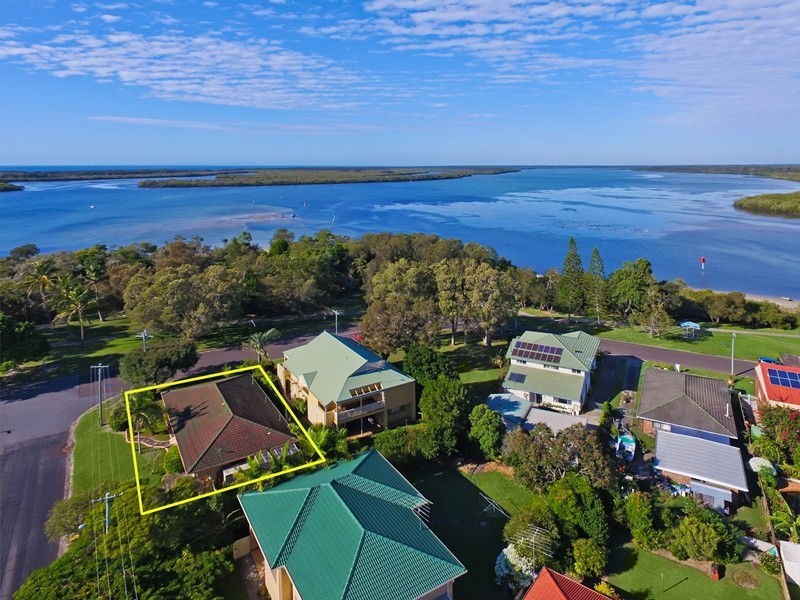 178 Esplanade, Golden Beach QLD 4551
