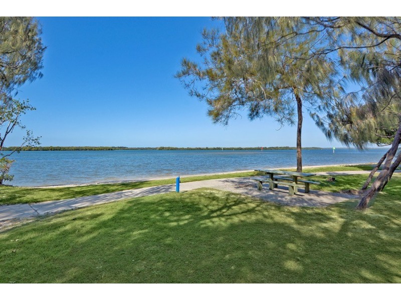 178 Esplanade, Golden Beach QLD 4551
