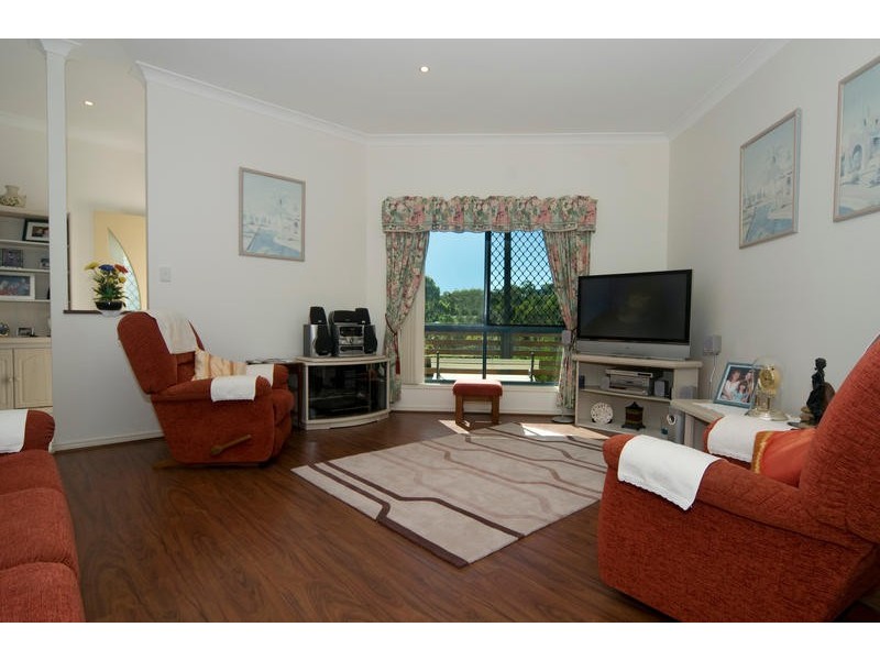 9 The Parkway, Aroona QLD 4551