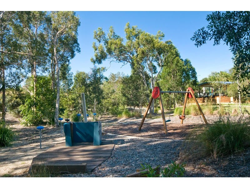 9 The Parkway, Aroona QLD 4551