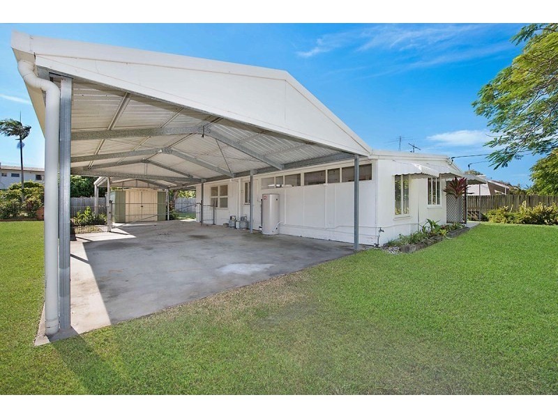106 Taylor Avenue, Golden Beach QLD 4551