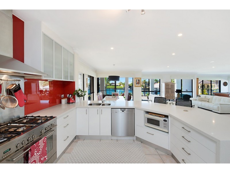 13 Pelican Waters Boulevard, Pelican Waters QLD 4551