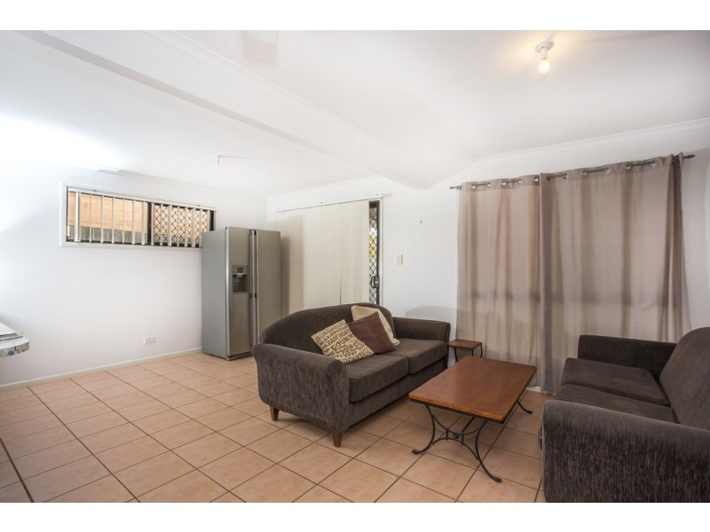 24 Kingsford Smith Parade, Moffat Beach QLD 4551