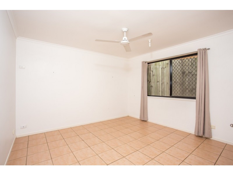 24 Kingsford Smith Parade, Moffat Beach QLD 4551