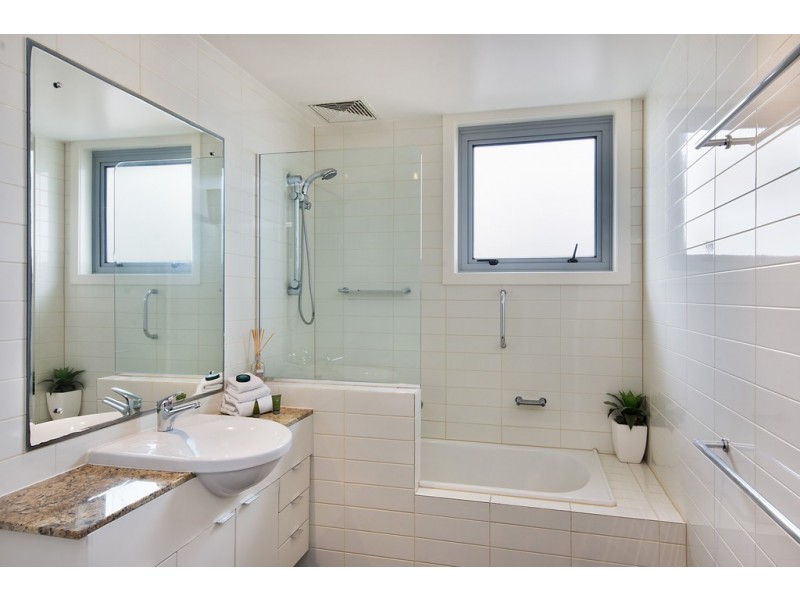 Unit 15/2 Merrima Avenue, Kings Beach QLD 4551