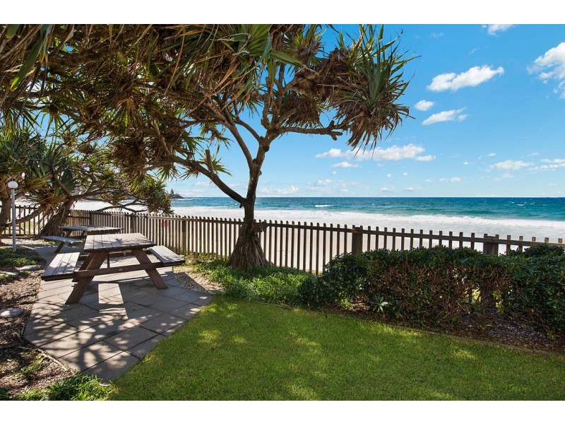 Unit 15/2 Merrima Avenue, Kings Beach QLD 4551