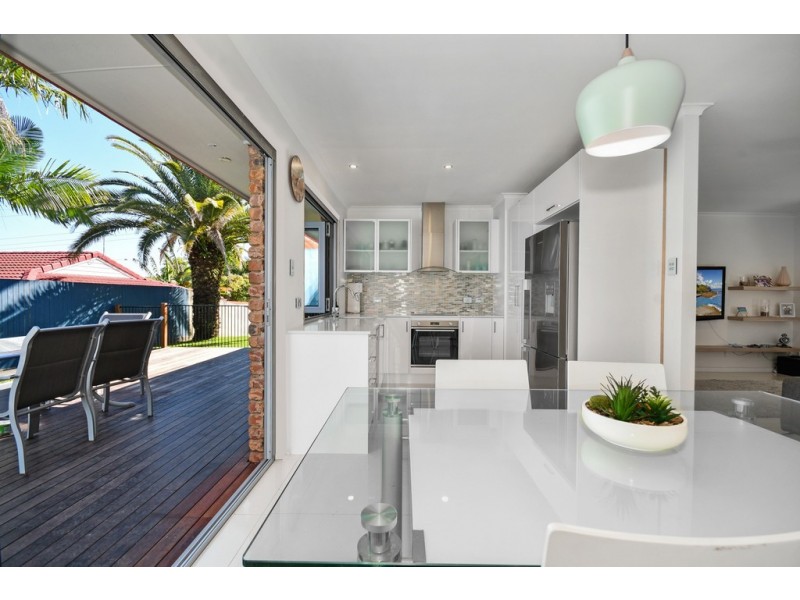 46 Enfield Crescent, Battery Hill QLD 4551