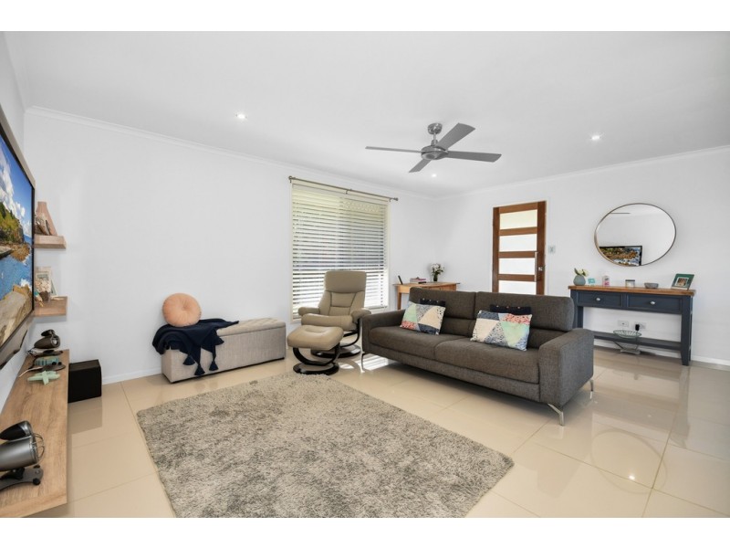 46 Enfield Crescent, Battery Hill QLD 4551