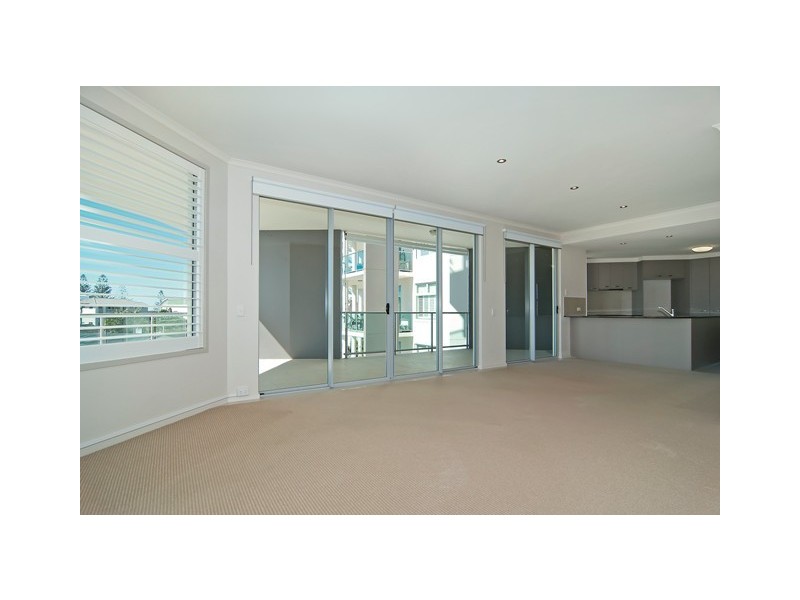 Unit 5 ‘Giordano’ 93 Landsborough Parade, Golden Beach QLD 4551