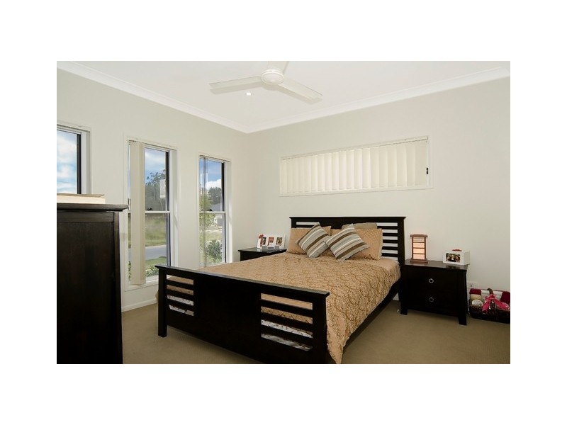 13 Eyre Place, Caloundra West QLD 4551