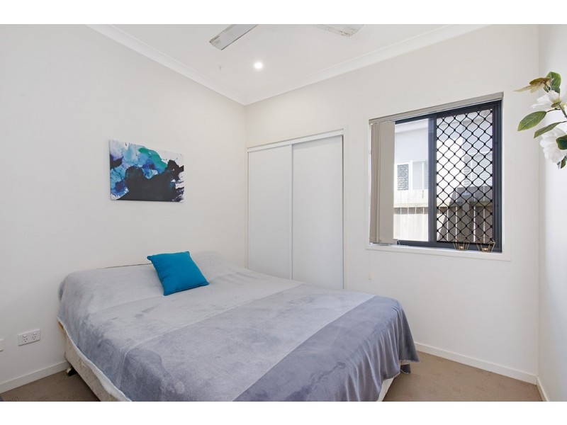 15 Eyre Place, Caloundra West QLD 4551