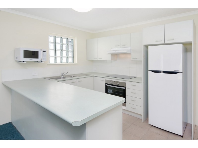 Unit 3/10 Orvieto Terrace, Kings Beach QLD 4551