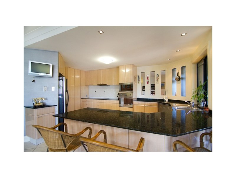 18 Wallaby Circuit, Pelican Waters QLD 4551