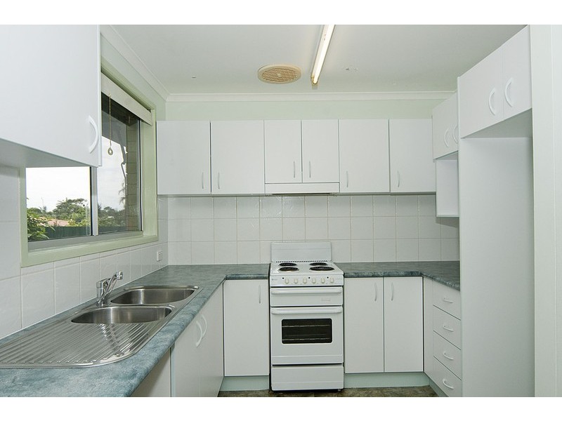 23 Rowell Street, Battery Hill QLD 4551