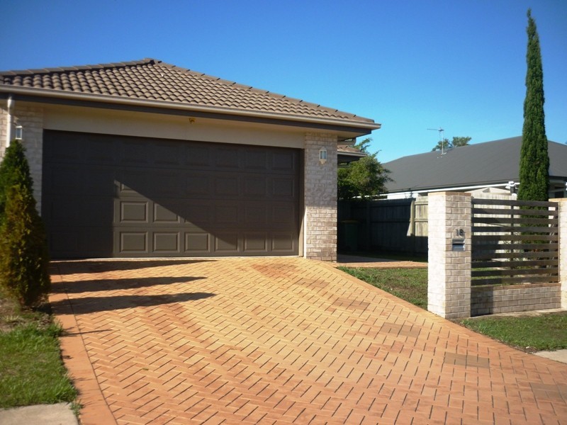 18 Rawson Street, Caloundra West QLD 4551