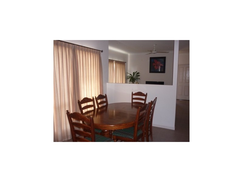 18 Rawson Street, Caloundra West QLD 4551