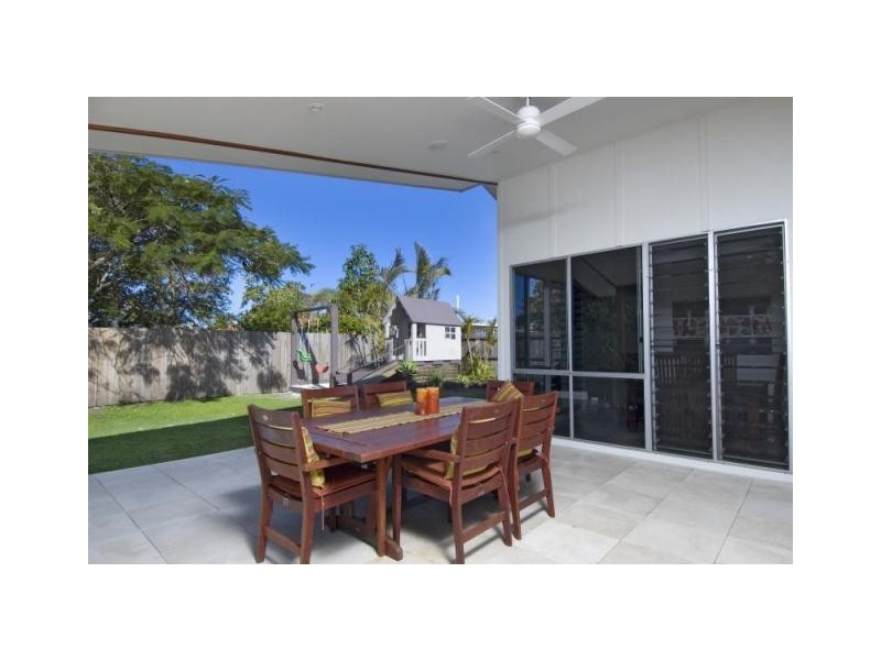 77 Westminster Avenue, Golden Beach QLD 4551