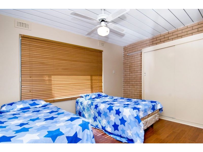 2/1 Warne Terrace, Kings Beach QLD 4551