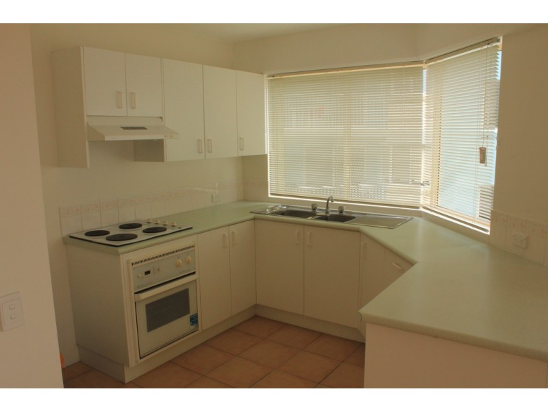 8/44 King Street, Kings Beach QLD 4551