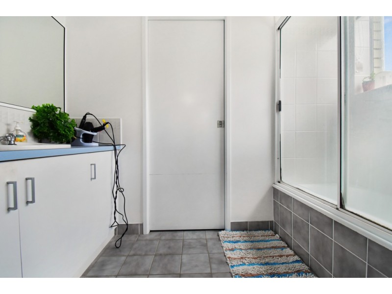 Unit 4/17 Verney Street, Kings Beach QLD 4551