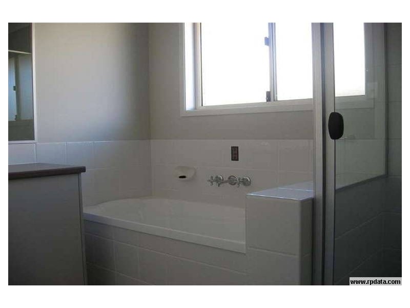 23 Bangalore Close, Caloundra West QLD 4551