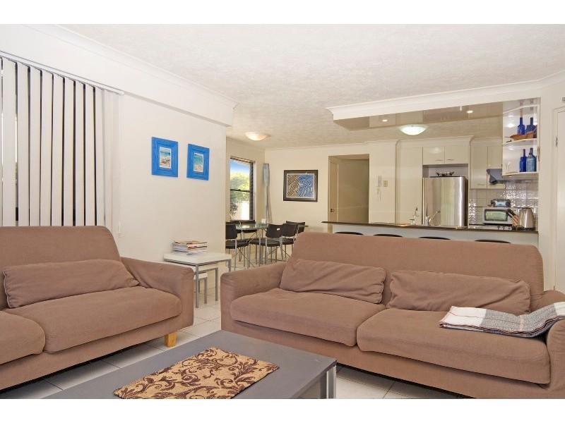 2/104 Pacific Boulevard, Buddina QLD 4575